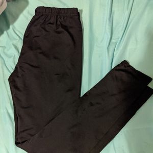 Black and white stretchy pants combo